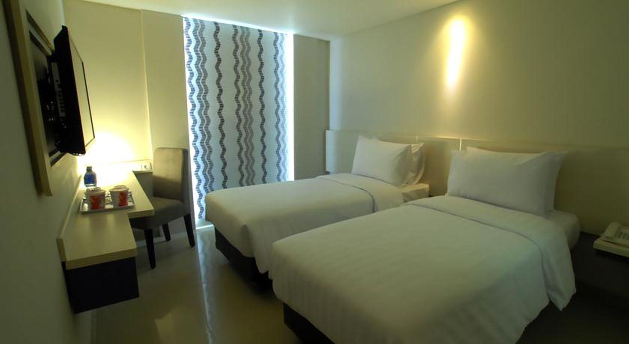 Vio Westhoff Hotel Bandung Exterior photo