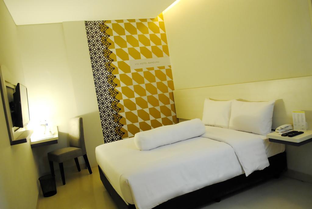 Vio Westhoff Hotel Bandung Exterior photo