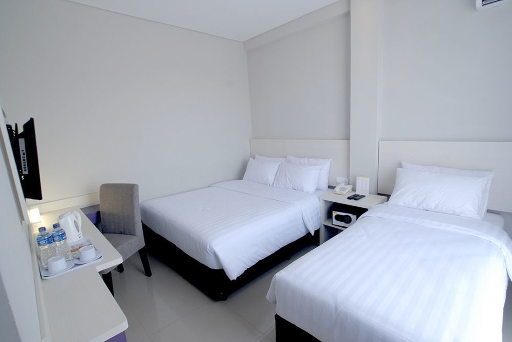 Vio Westhoff Hotel Bandung Exterior photo